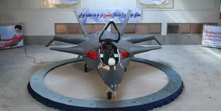 بغیر پائلٹ اڑنے والے ایرانی طیارے "قاہر" کی جلد رونمائی ہوگی