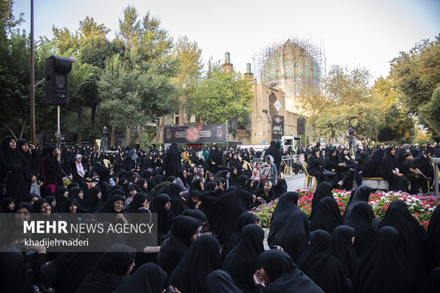 اجتماع بزرگ دختران دهه هشتادی در اصفهان