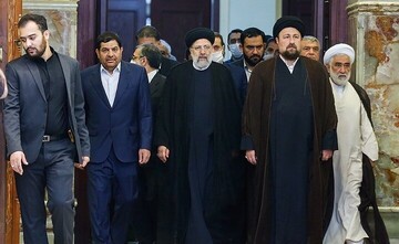 رئیس‌جمهور و اعضای هیئت دولت با آرمان‌های امام خمینی (ره) تجدید میثاق کردند