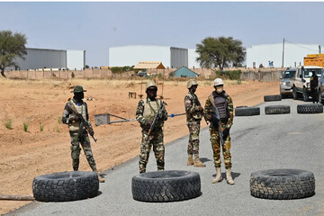 ۱۲ نظامی نیجر کشته شدند
