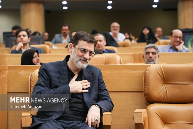 امیرحسین قاضی‌زاده هاشمی رییس بنیاد شهید در مراسم گرامیداشت روز پزشک حضور دارد