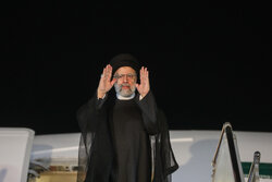 رییس جمهور سنندج را به مقصد تهران ترک کرد