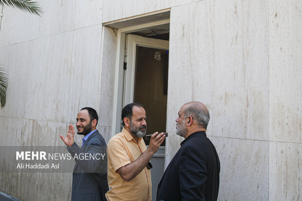 علی بهادری جهرمی سخنگوی دولت در حاشیه هیئت دولت حضور دارد