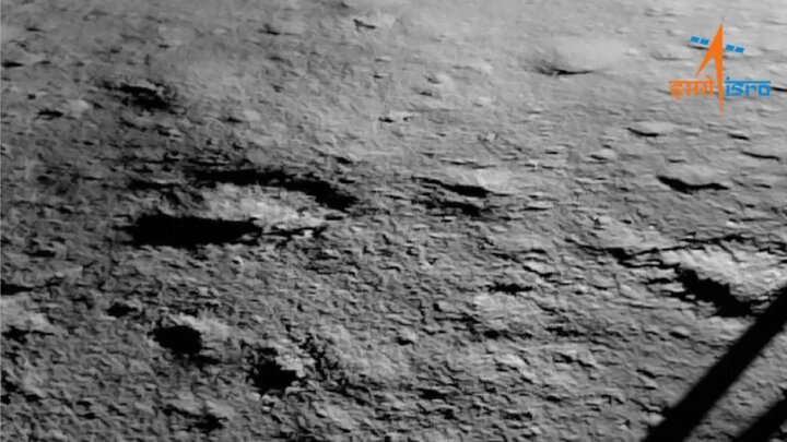  تصاویر فضاپیمای هندی هنگام فرود روی ماه