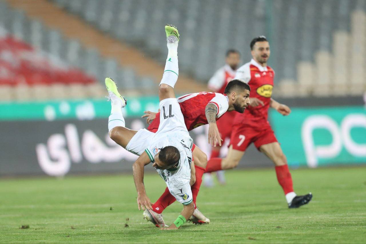 رونالدو تمرکز را از پرسپولیسی ها گرفت / ضربه خوردن با خنجر خودی! 2
