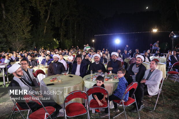 مراسم اختتامیه جشنواره هیس طوری شامگاه امروز پنج شنبه ۲ شهریور ماه ۱۴۰۲ با حضور علی باقری معاون سیاسی وزیر امور خارجه، حجت الاسلام محمد قمی رئیس سازمان تبلیغات اسلامی و با تجلیل از نفرات برگزیده در کاخ ملت مجموعه سعدآباد برگزار شد