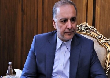 ايران تؤكد على معارضتها لأي تغيير في حدود أرمينيا