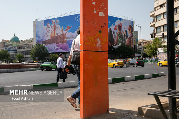 رونمایی از طرح جدید دیوار نگاره میدان انقلاب