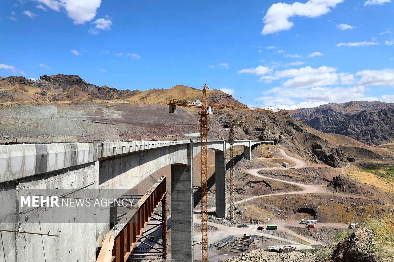 یک گام تا گشوده شدن همه گره های اَبَر پروژه ریلی کشور