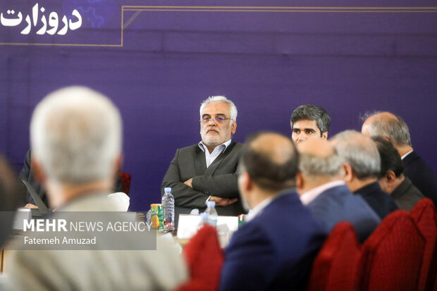 محمدمهدی طهرانچی رییس دانشگاه آزاد اسلامی در همایش روسا و مسئولان بین الملل دانشگاه های کشور حضور دارد