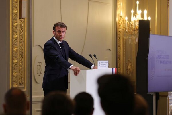 Macron: Trump'la İran'ı görüşeceğim Macron: Trump'la İran'ı görüşeceğim
