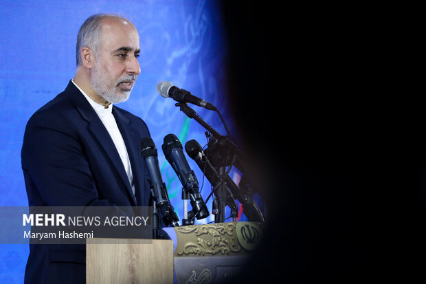 سازش با صهیونیستها مغایر با مسئولیتهای انسانی و بینالمللی است