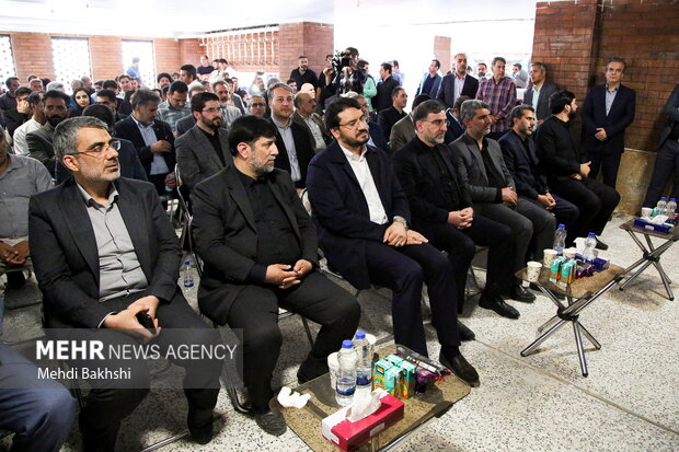 سفر وزیر راه و شهرسازی به استان قم