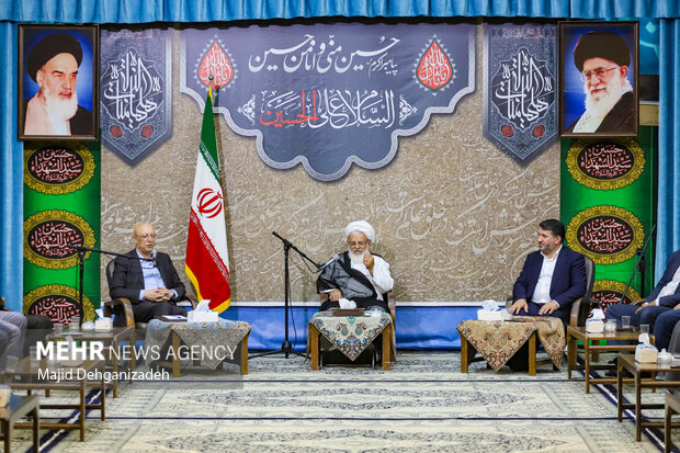 سفر وزیر علوم به استان یزد