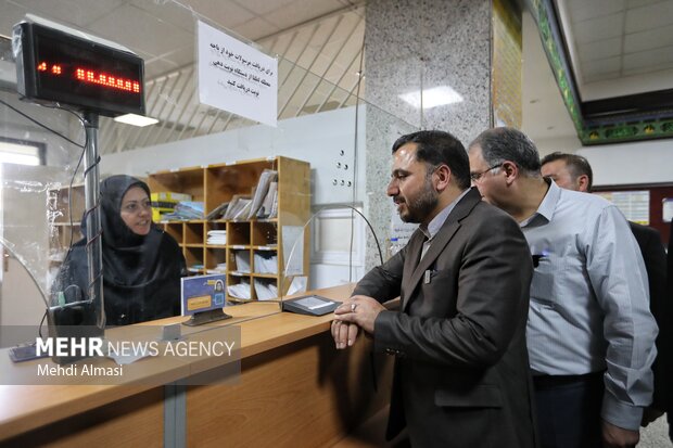 سفر وزیر ارتباطات به استان زنجان