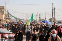 Arbaeen pilgrims walking toward Imam Hussein (AS) shrine