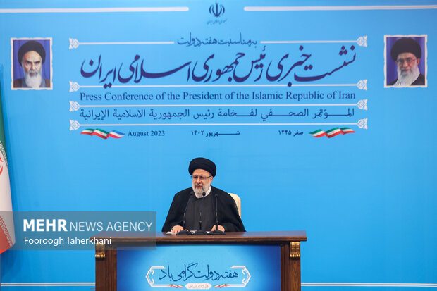 رئيس الجمهورية: العدو فشل في عزل إيران من خلال أعمال الشغب وعاد إلى طاولة المفاوضات بعد ان خاب أمله