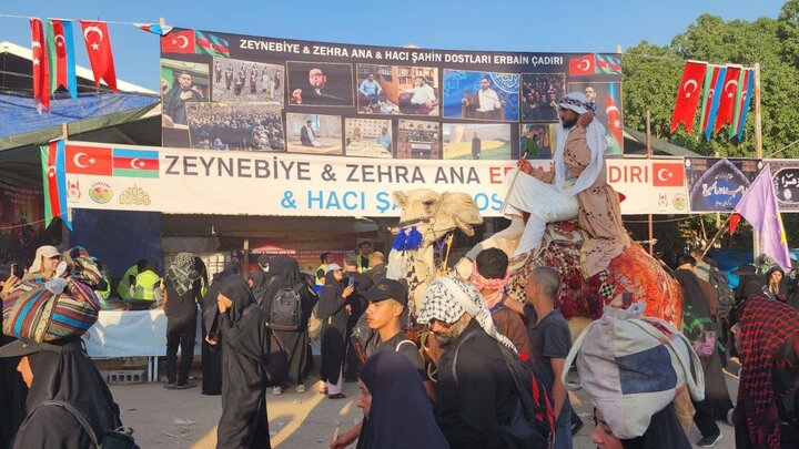 آذربائیجان اور ترکیہ کے حسینی پروانوں کی پرجوش آمد،دونوں ملکوں کے عوامی موکبوں کی زائرین کےلئے خدمات
