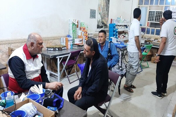  اولین حضور درمانگاه جمعیت هلال احمر استان فارس در طریق الحسین 