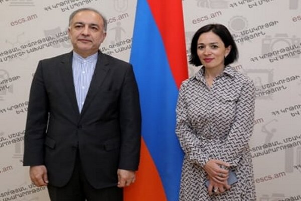 Armenia minister, Iran envoy stress deepening friendly ties