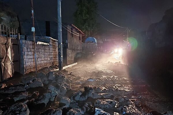 Doğu Azerbaycan'daki selde 39 kişi yaralandı Doğu Azerbaycan'daki selde 39 kişi yaralandı