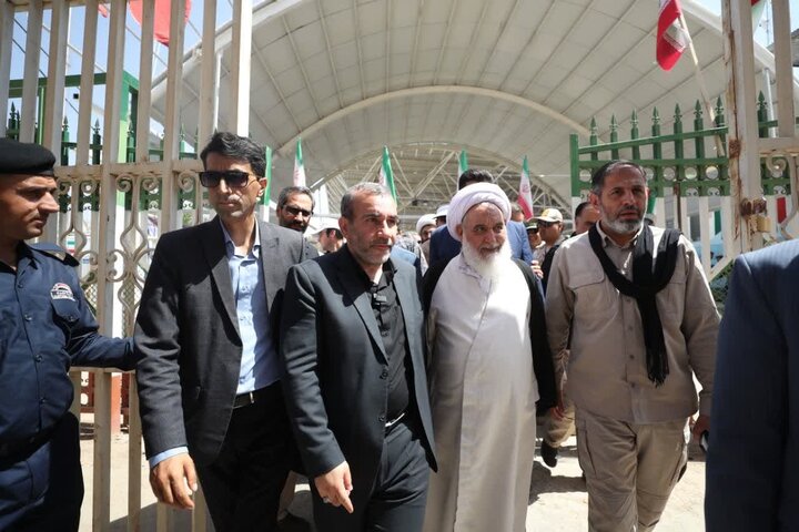 امام جمعه کرمانشاه از پایانه مرزی خسروی بازدید کرد