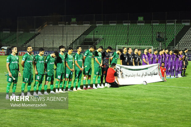 دیدار تیم های فوتبال ذوب آهن - اصفهان