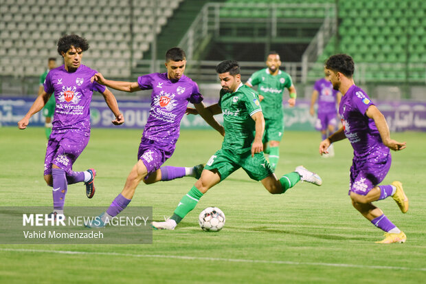 دیدار تیم های فوتبال ذوب آهن - اصفهان