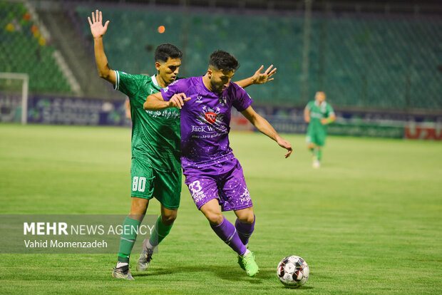 دیدار تیم های فوتبال ذوب آهن - اصفهان