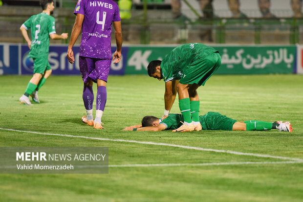 دیدار تیم های فوتبال ذوب آهن - اصفهان