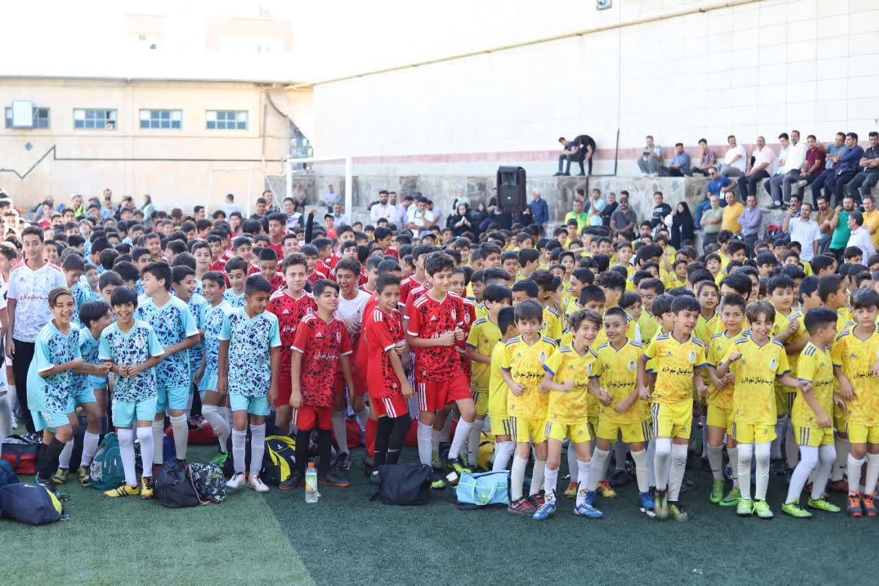 مراسم اختتامیه مدرسه فوتبال شهرداری همدان برگزار شد