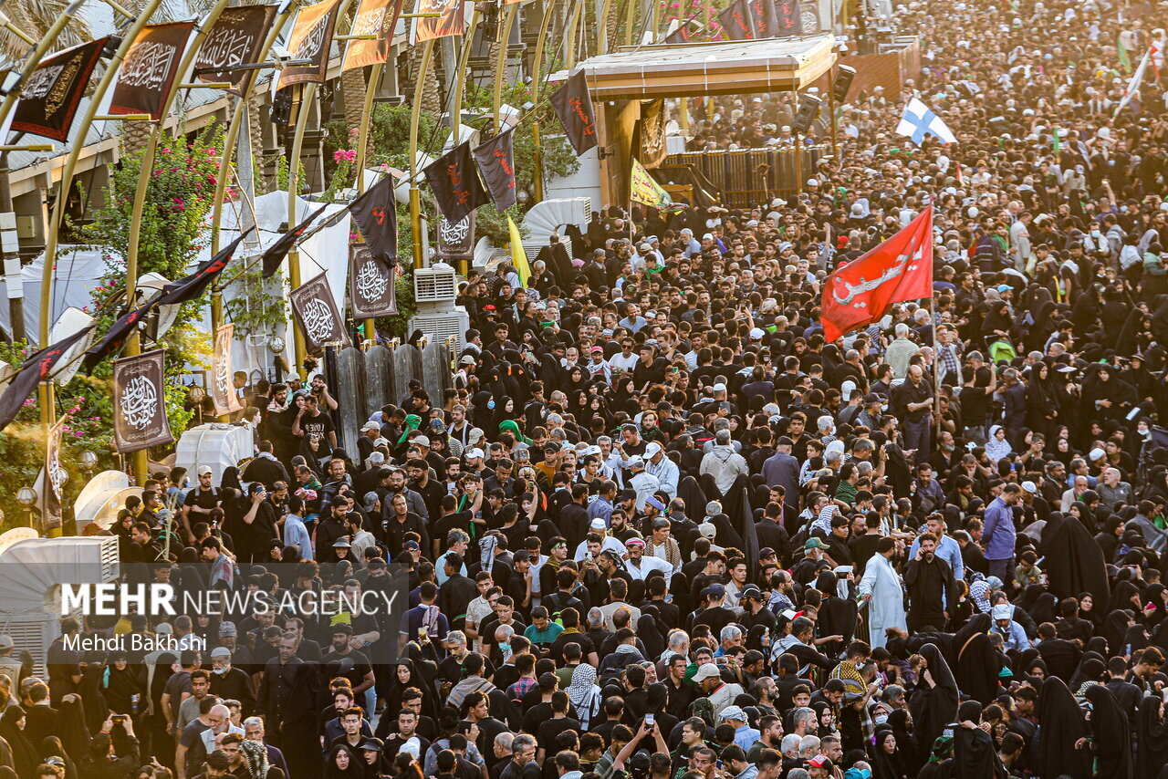 Arbaeen procession; Where Imam Hussein lovers gather to mourn