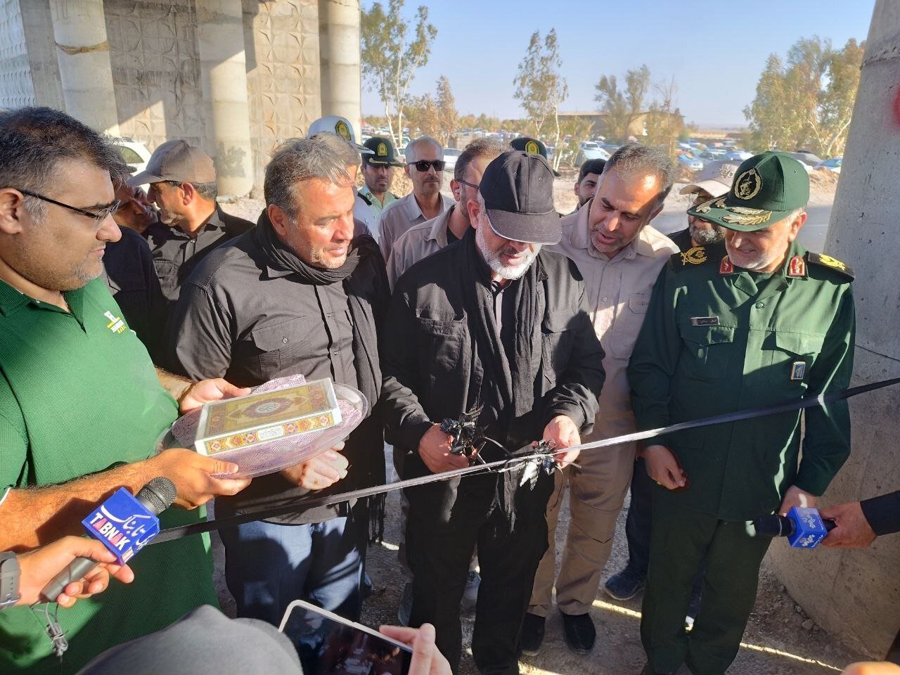 افتتاح فاز دوم پارکینگ اربعین و تقاطع شهر مهران توسط وزیر کشور