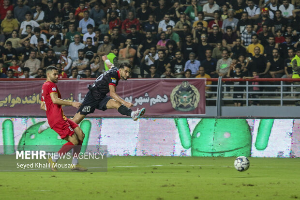 دیدار تیمهای فوتبال فولاد خوزستان و پرسپولیس تهران 26