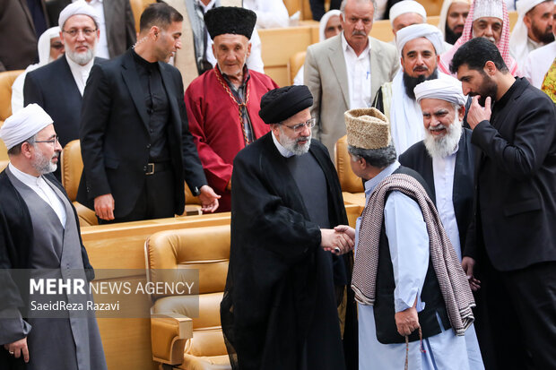 نشست علمای اهل سنت با رئیس جمهور