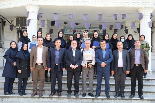 پزشکان در خط مقدم سلامت مردم جهادی عمل کردند