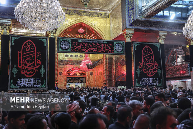 Imam Hussein lovers arrive in Karbala on Arbaeen occasion
