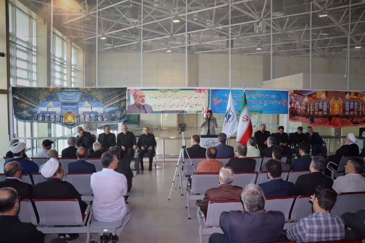 وزیر کشور از فرودگاه شهدای سمنان بازدید کرد