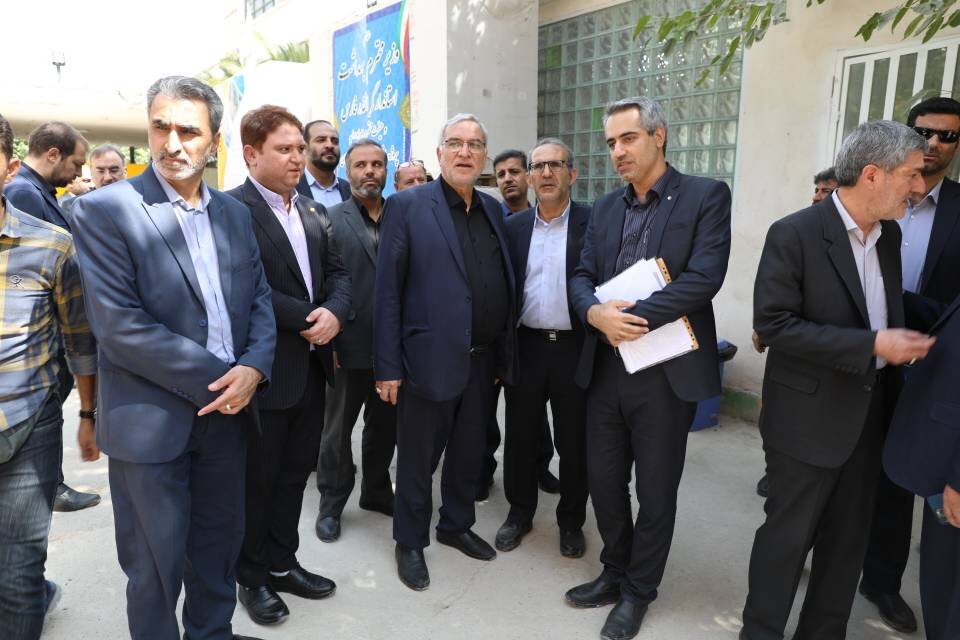 بازدید وزیر بهداشت از بیمارستان حضرت امام حسن عسکری (ع) زرقان