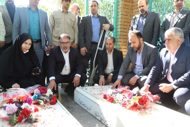 پروژههای ۳ شهرستان لرستان کلنگزنی و افتتاح شدند