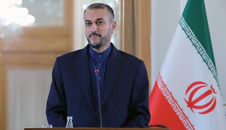 وزير الخارجية الإيراني يهنئ  البوسنة والهرسك بيومها الوطني