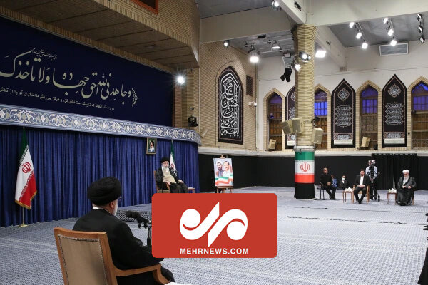 بدون تعارف با دولت سیزدهم در حسینیه امام خمینی(ره) بدون تعارف با دولت سیزدهم در حسینیه امام خمینی(ره)