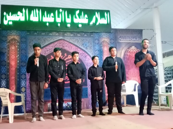 اجرای گروه سرود نوجوانان بیرجندی در شهر کاظمین