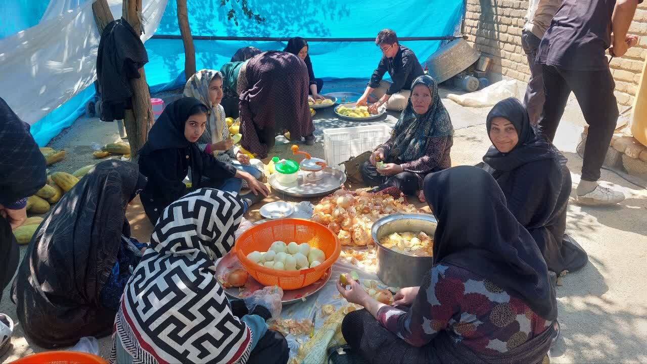 میانگین ۱۰ هزار وعده غذایی و میان وعده در موکب توزیع میشود