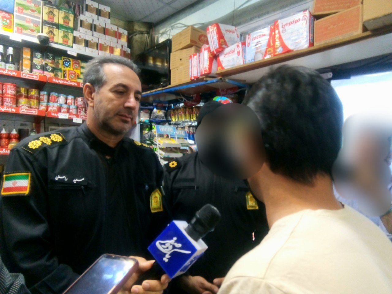 دستگیری اراذل زورگیر و قدرت نما در خیابان زمزم تهران