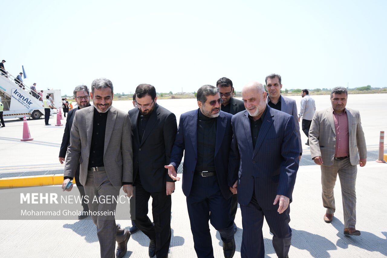 وزیر فرهنگ و ارشاد اسلامی وارد استان بوشهر شد