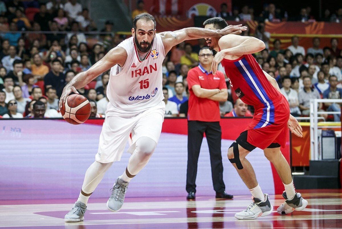 Iran nat'l basketball team captain Hamed Haddadi retires