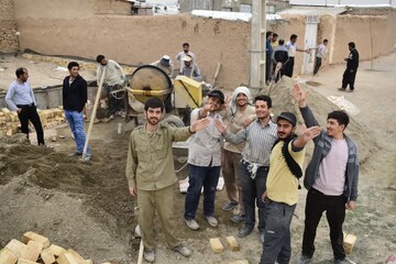 وقتی جوانان همدانی، «آجر به آجر» امید می‌سازند