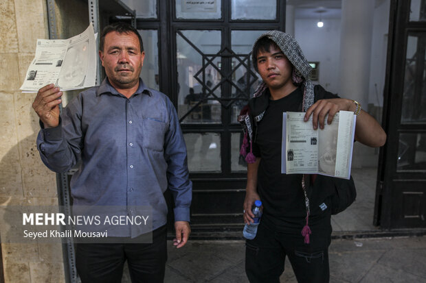 خطر جریمه و دادگاه؛ کارفرمایان مراقب استخدام اتباع غیرمجاز باشند