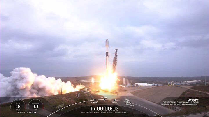 VIDEO: SpaceX launches 13 satellites after 2-days delay